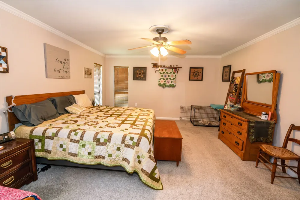 517 E Locust Street Nocona, TX 76255