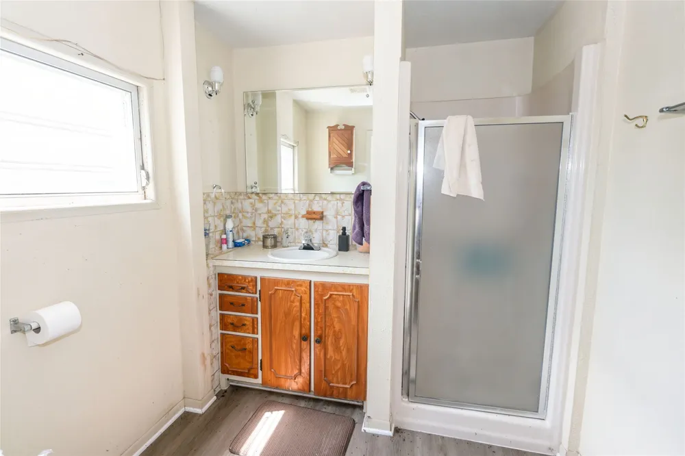 517 E Locust Street Nocona, TX 76255