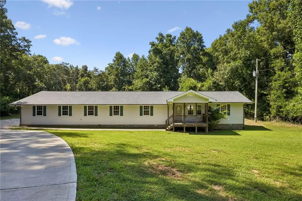 6113 Grant Ford Road Gainesville, GA 30506