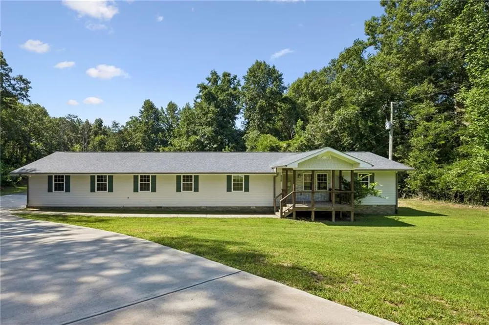 6113 Grant Ford Road Gainesville, GA 30506