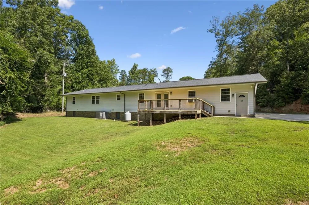6113 Grant Ford Road Gainesville, GA 30506