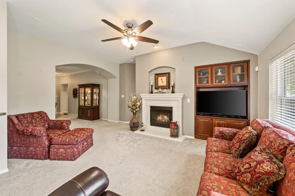 829 Sequoia Way Saginaw, TX 76131