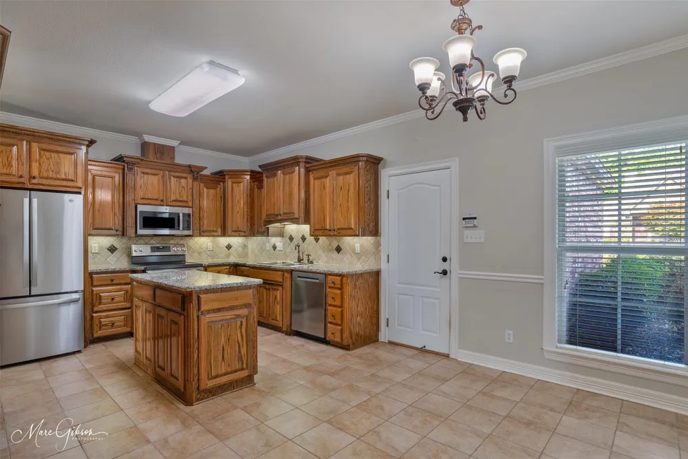 247 Olympia Drive Shreveport, LA 71106