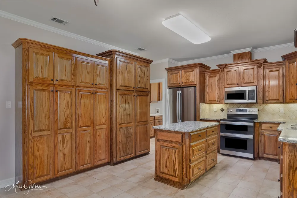 247 Olympia Drive Shreveport, LA 71106