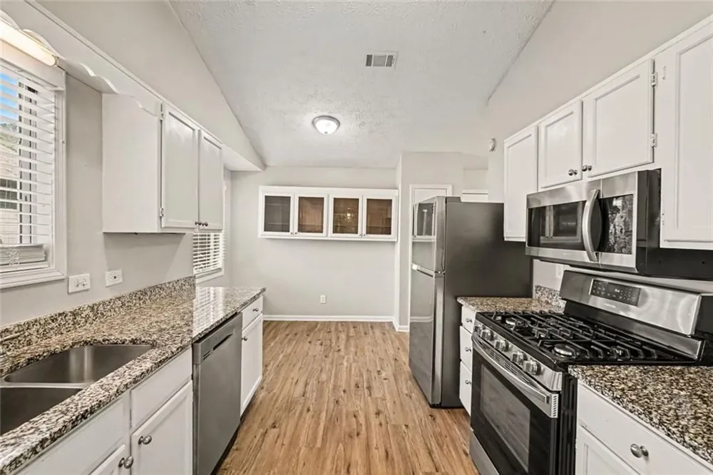 911 Riverstone Way Woodstock, GA 30188