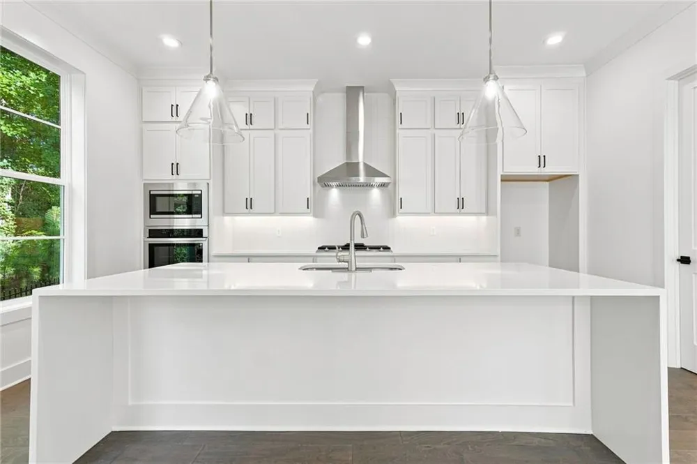 3030 Kara Court Roswell, GA 30076