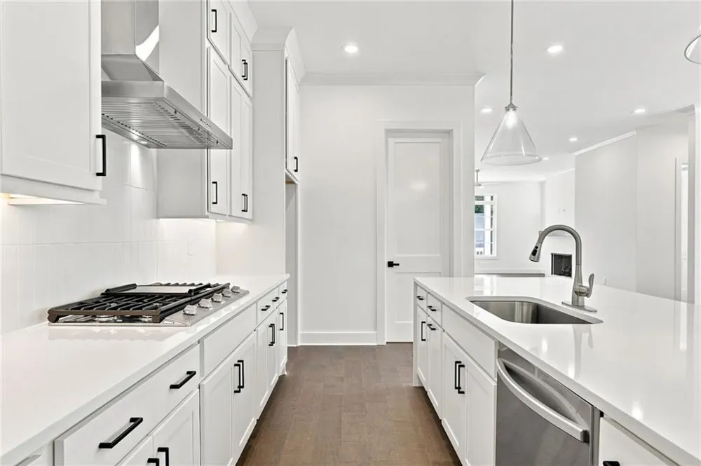 3030 Kara Court Roswell, GA 30076