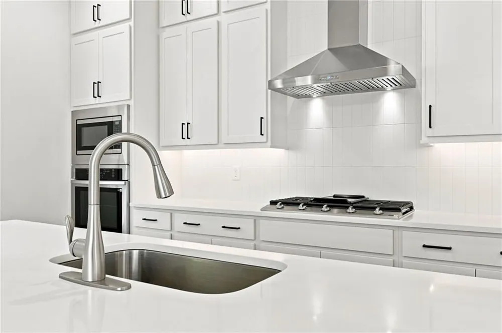 3030 Kara Court Roswell, GA 30076