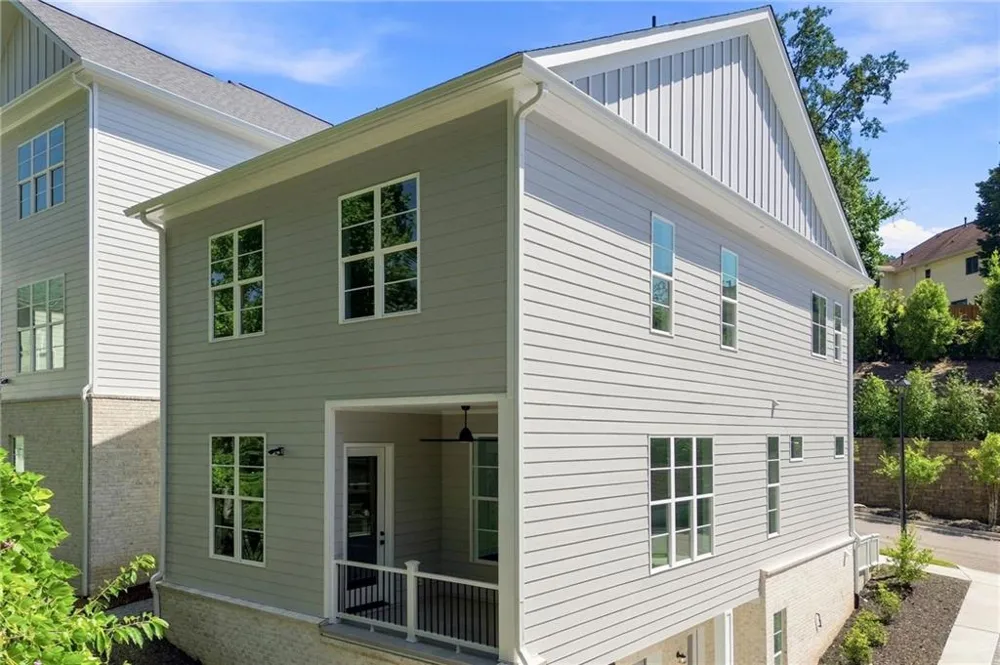 3030 Kara Court Roswell, GA 30076