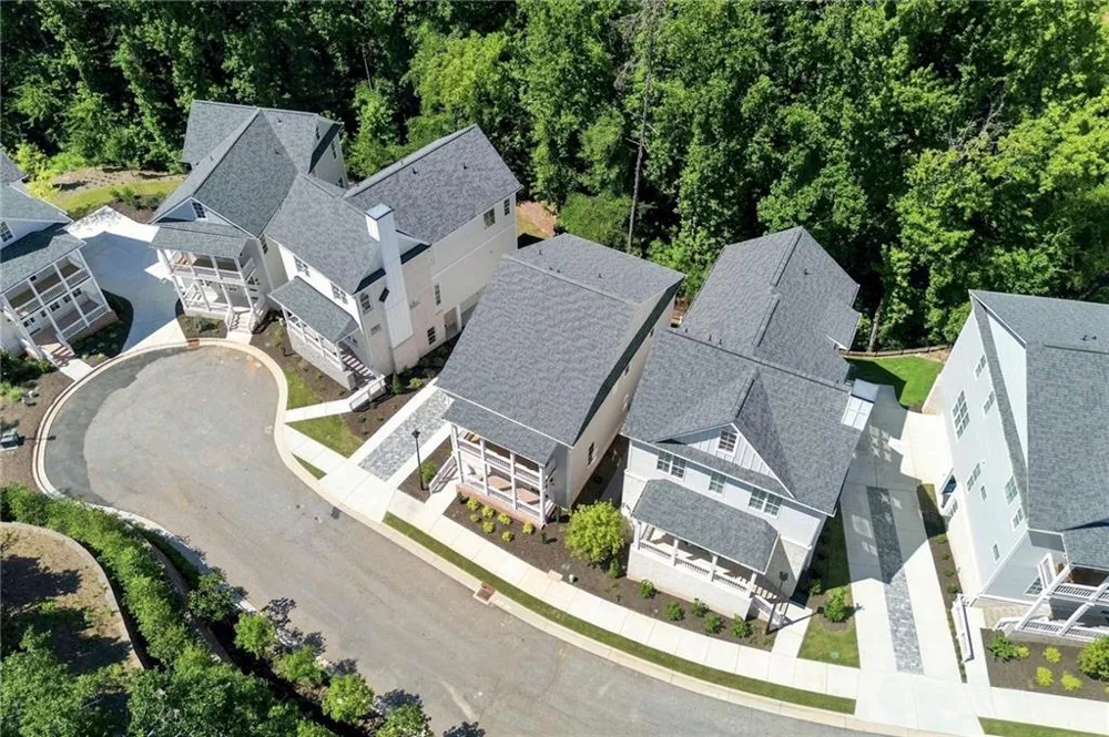 3030 Kara Court Roswell, GA 30076