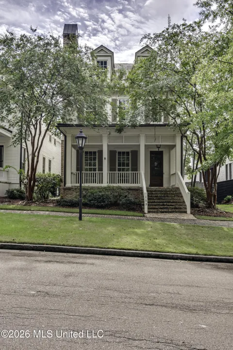 153 Louis Lefleur Boulevard