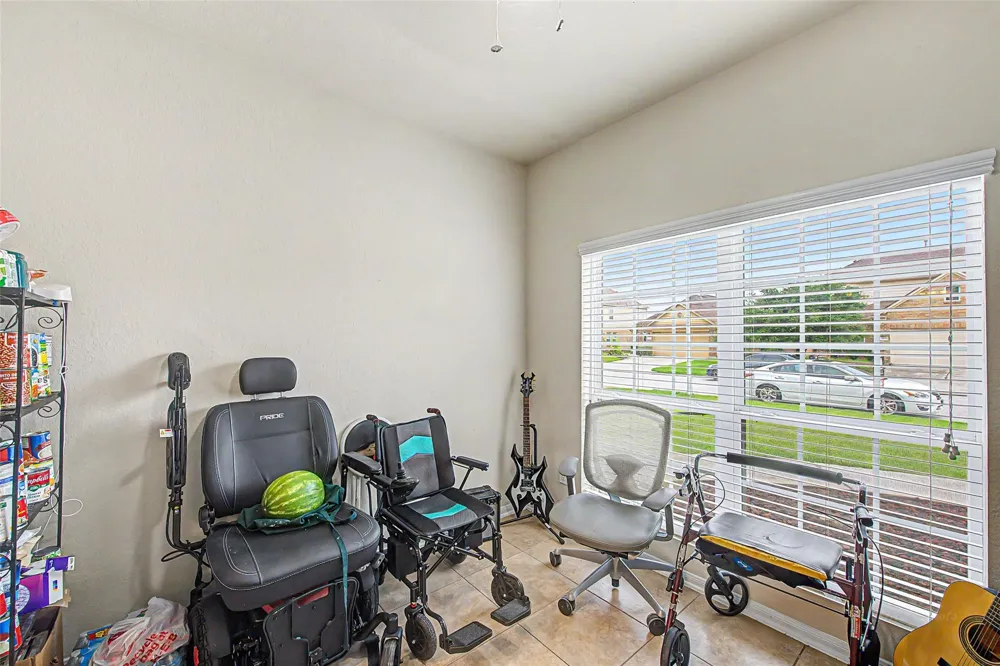5006 Forest Hurst Glen Spring, TX 77373