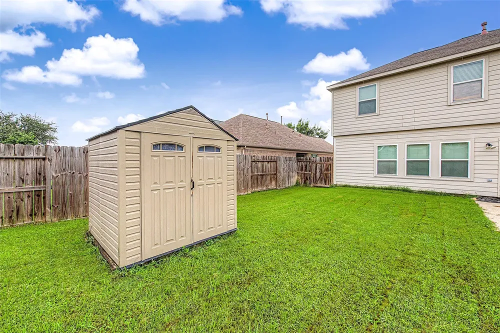 5006 Forest Hurst Glen Spring, TX 77373