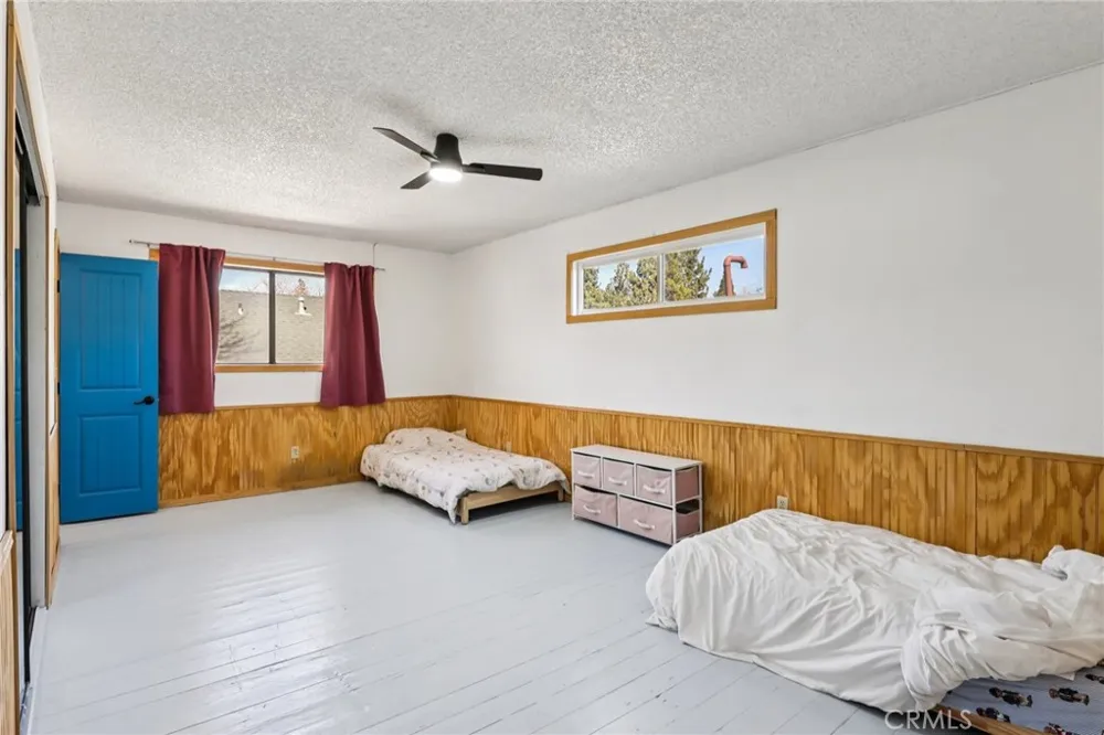 105 E Meadow Lane Big Bear City, CA 92314