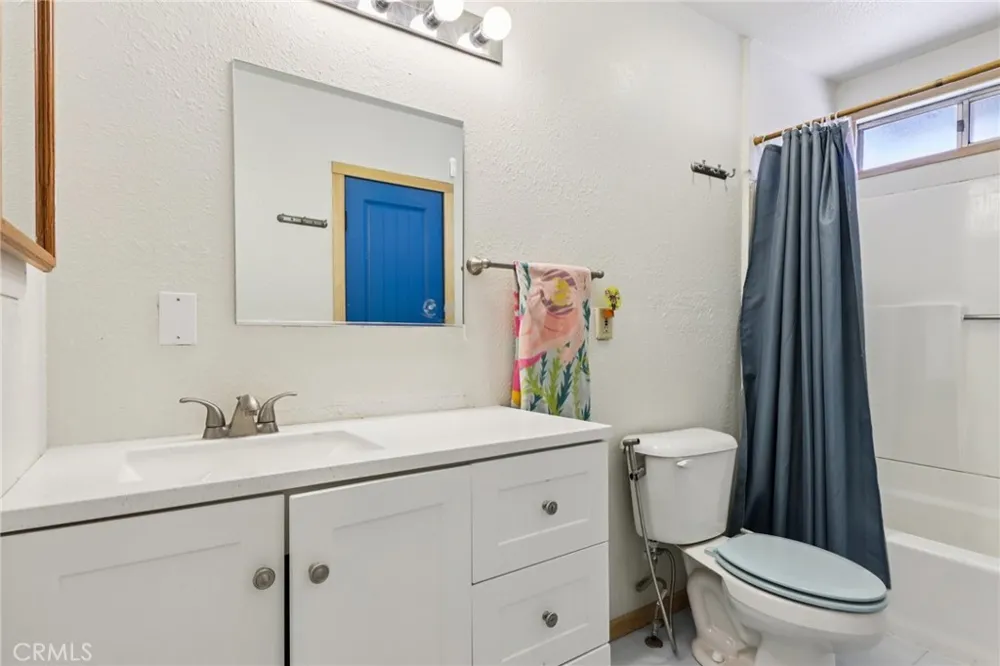 105 E Meadow Lane Big Bear City, CA 92314
