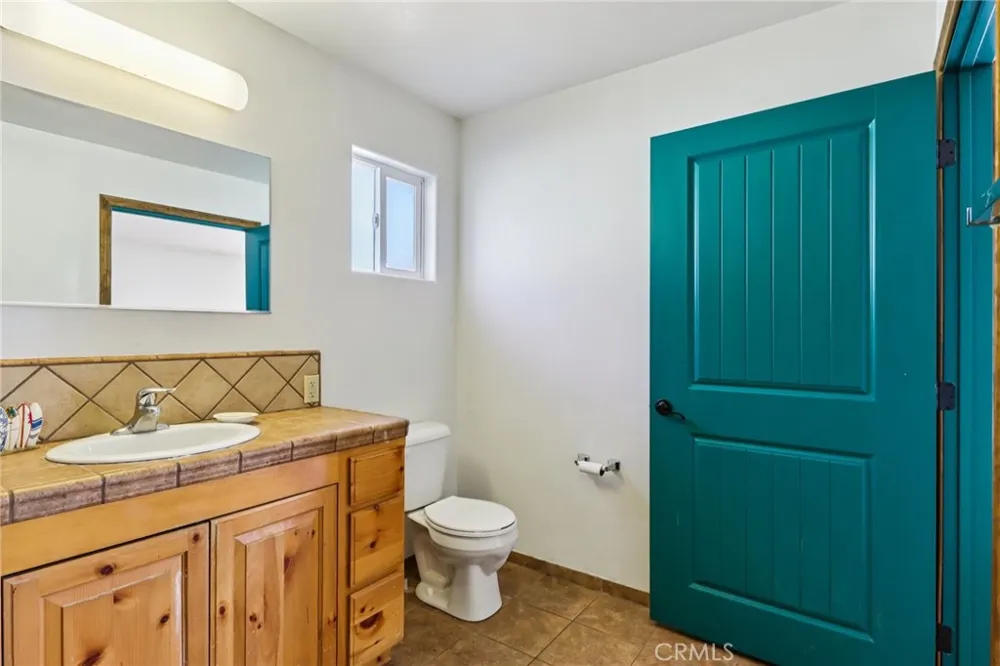 105 E Meadow Lane Big Bear City, CA 92314