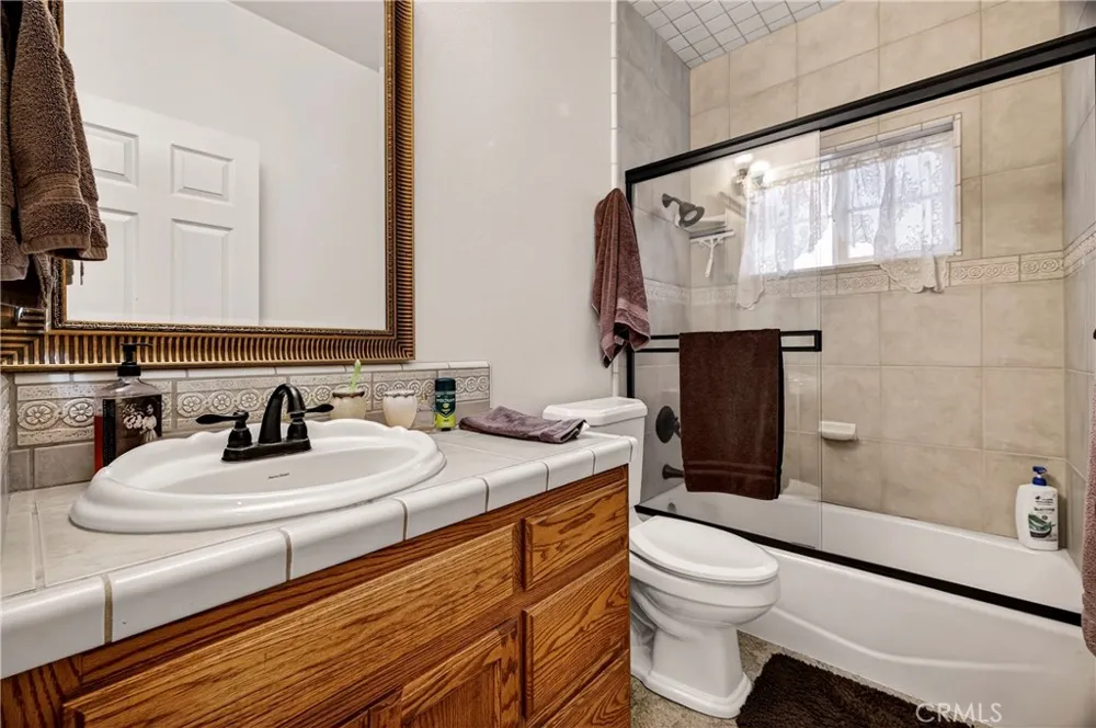 14847 Crescent Magalia, CA 95954
