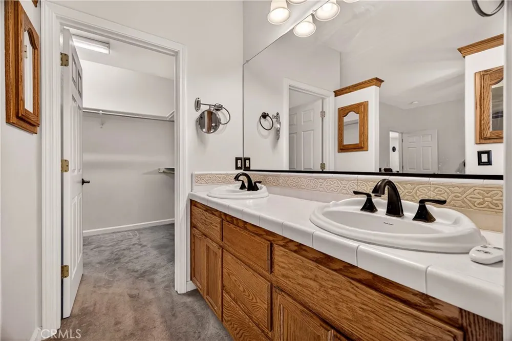 14847 Crescent Magalia, CA 95954