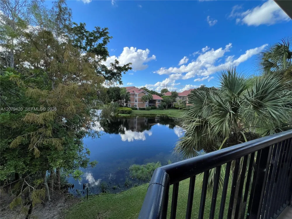 8721 Wiles Rd #306 Coral Springs, FL 33067