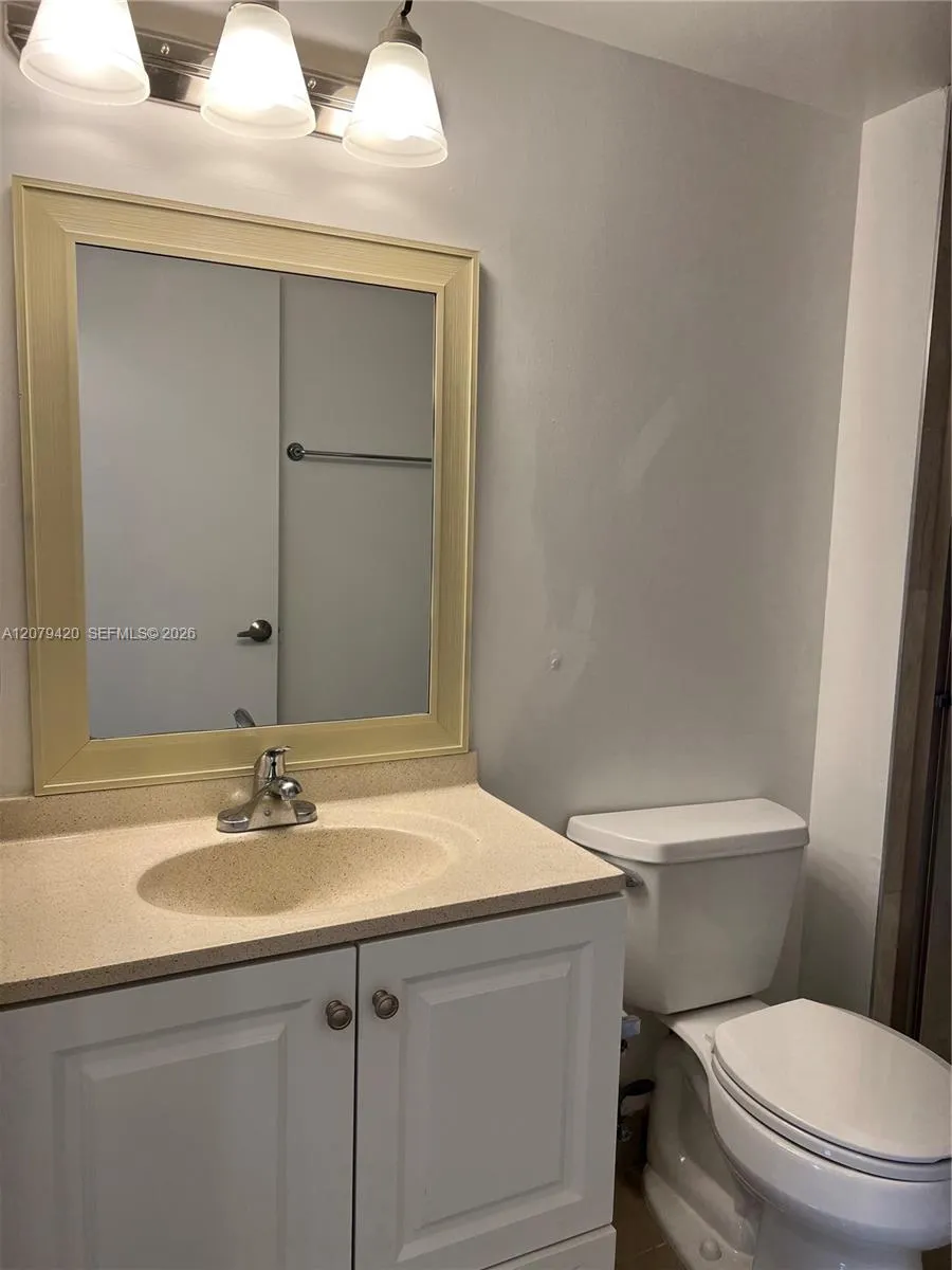 8721 Wiles Rd #306 Coral Springs, FL 33067