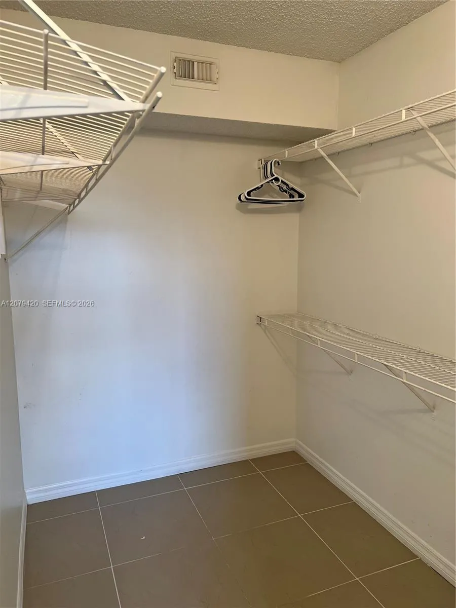 8721 Wiles Rd #306 Coral Springs, FL 33067