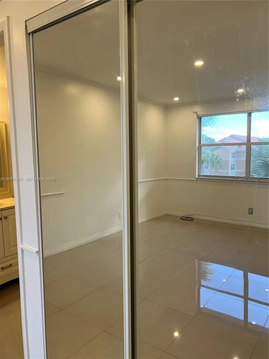 8721 Wiles Rd #306 Coral Springs, FL 33067