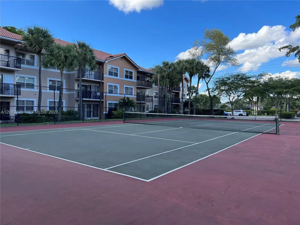 8721 Wiles Rd #306 Coral Springs, FL 33067