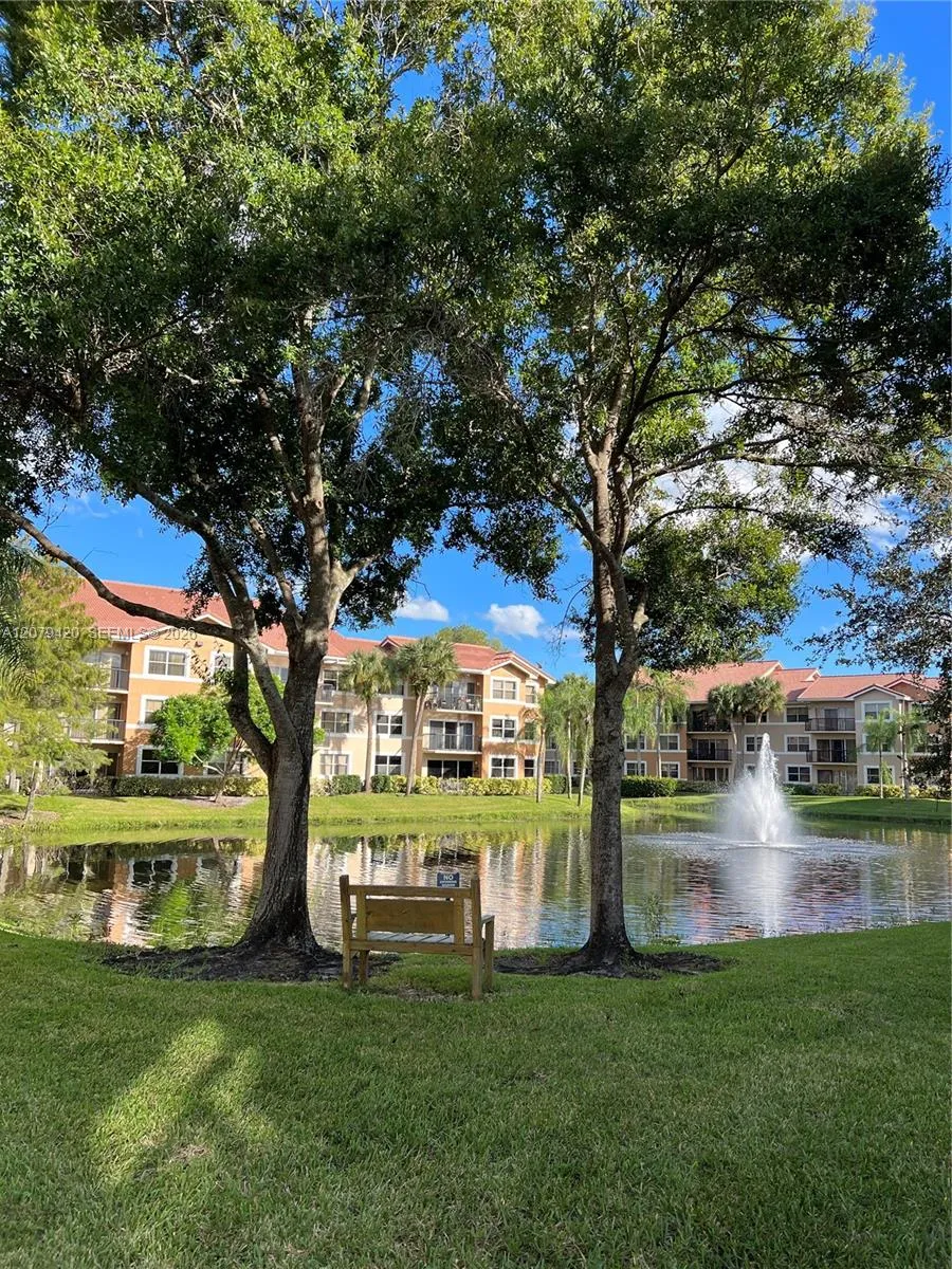 8721 Wiles Rd #306 Coral Springs, FL 33067