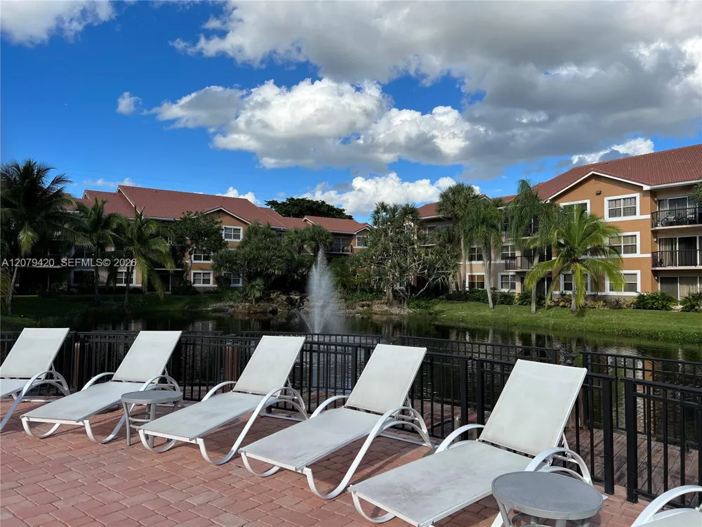 8721 Wiles Rd #306 Coral Springs, FL 33067