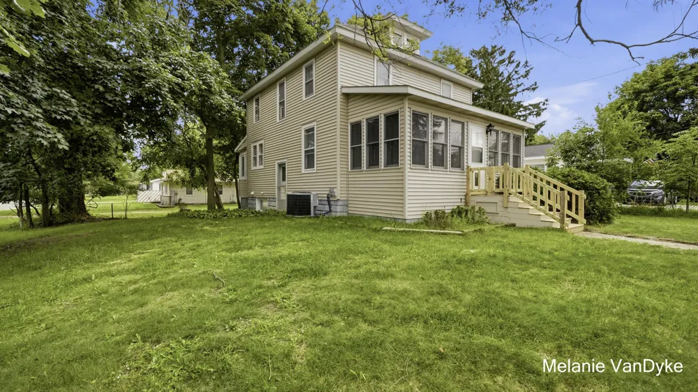 2244 Fuller Avenue NE Grand Rapids, MI 49505