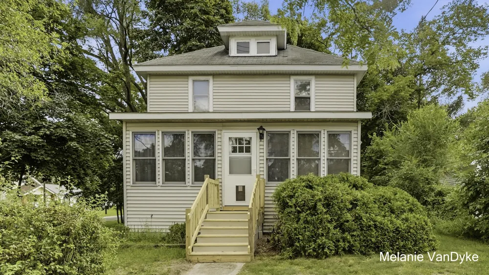 2244 Fuller Avenue NE Grand Rapids, MI 49505