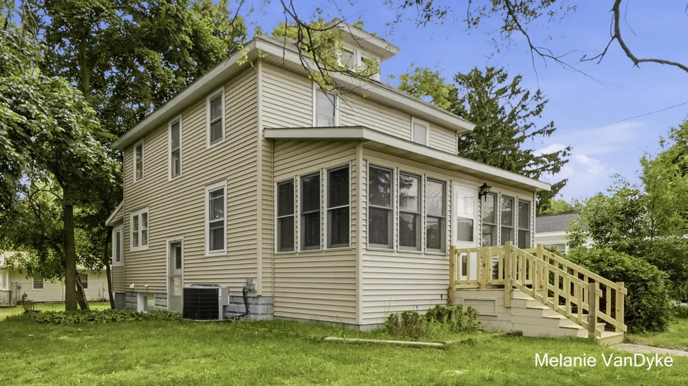 2244 Fuller Avenue NE Grand Rapids, MI 49505