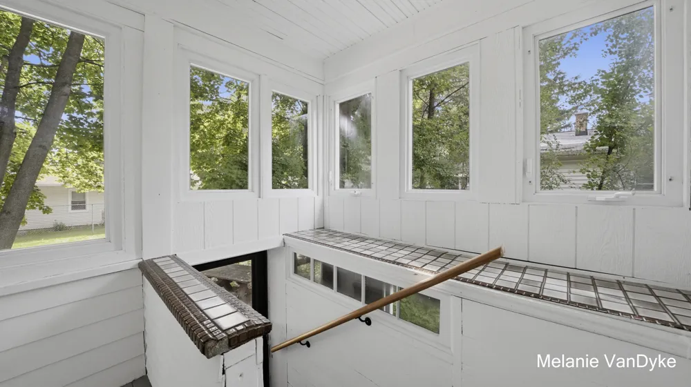 2244 Fuller Avenue NE Grand Rapids, MI 49505