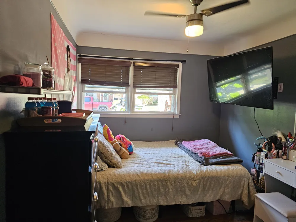 22425 Louise Street Saint Clair Shores, MI 48081