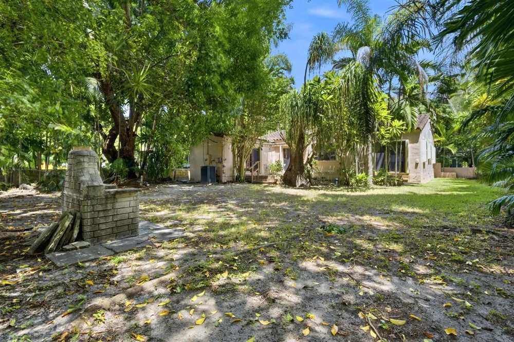 3700 Harlano Street Coral Gables, FL 33134