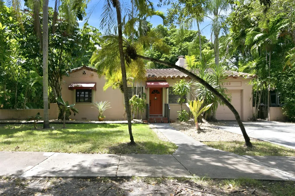 3700 Harlano Street Coral Gables, FL 33134