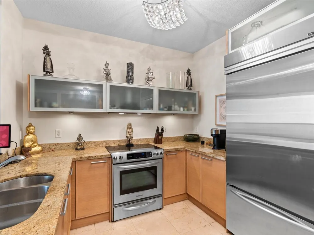 16275 Collins Avenue ##2403 Sunny Isles Beach, FL 33160