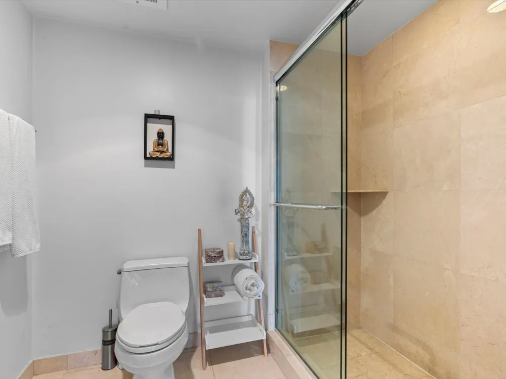 16275 Collins Avenue ##2403 Sunny Isles Beach, FL 33160