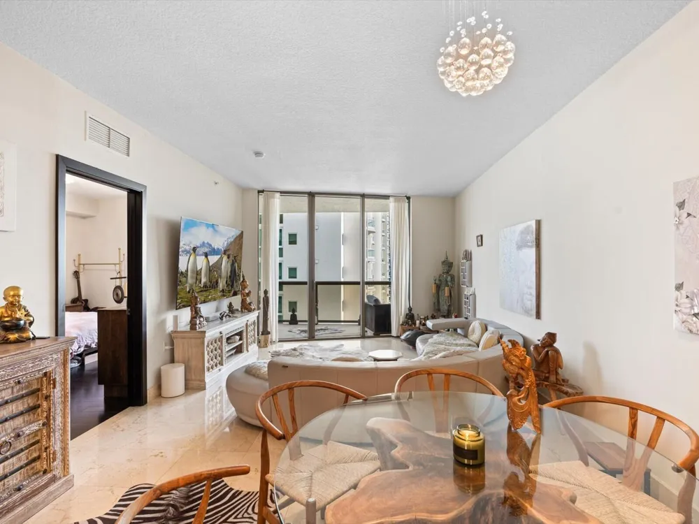 16275 Collins Avenue ##2403 Sunny Isles Beach, FL 33160