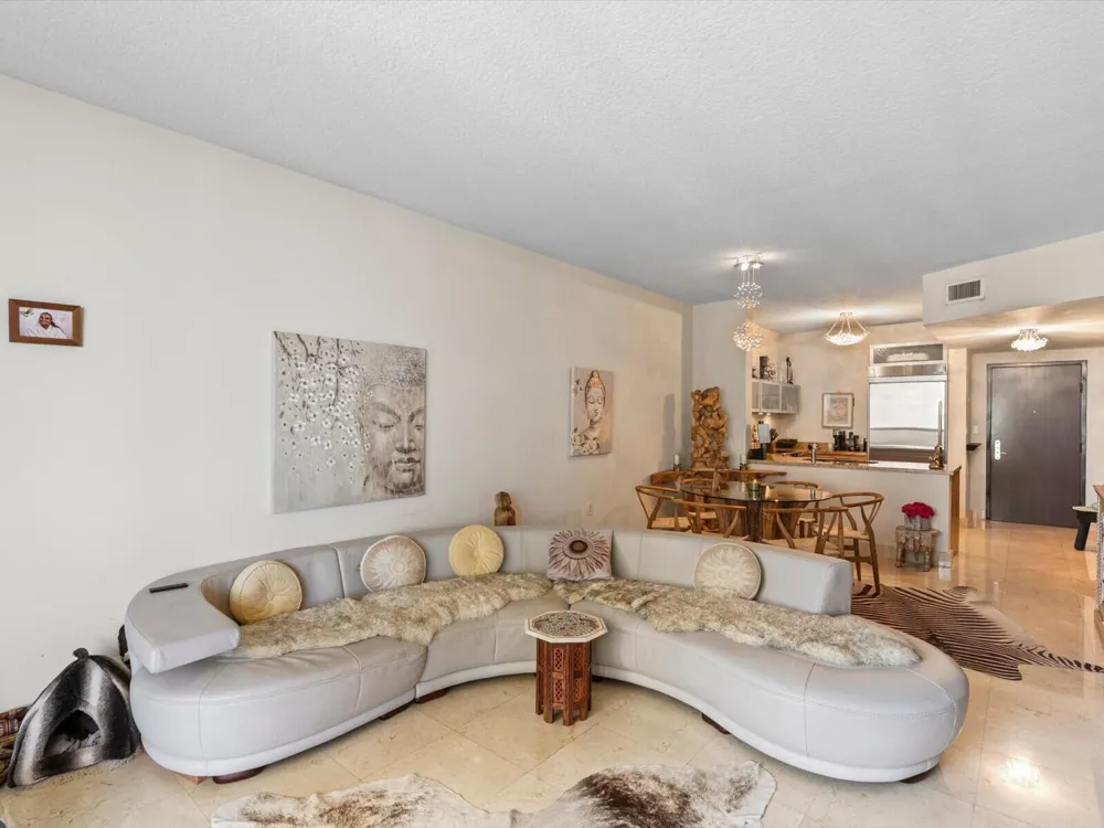 16275 Collins Avenue ##2403 Sunny Isles Beach, FL 33160