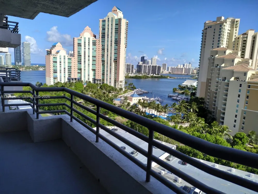3300 NE 191st St #1615 Aventura, FL 33180