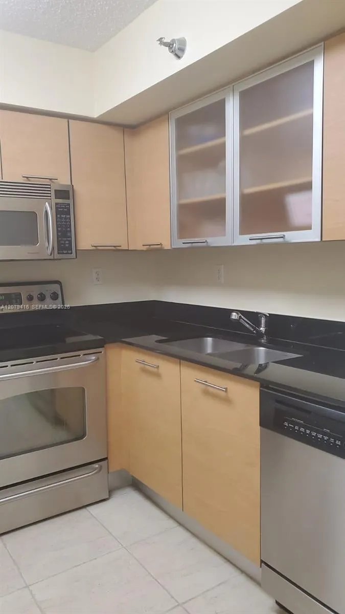3300 NE 191st St #1615 Aventura, FL 33180
