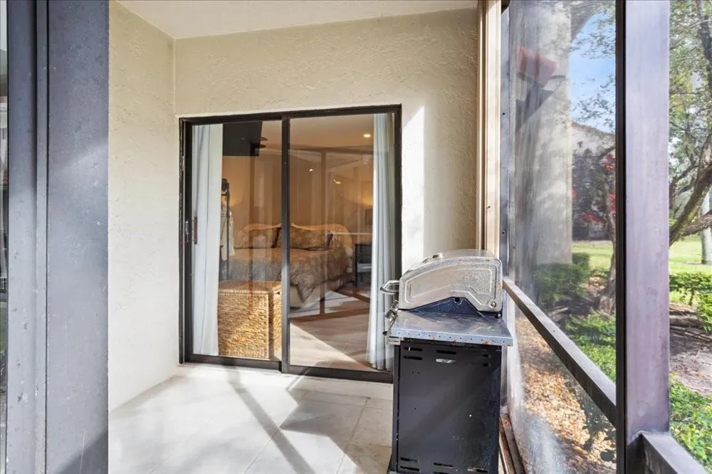 5670 Coach House Circle #B Boca Raton, FL 33486