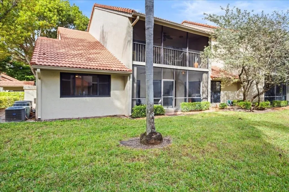 5670 Coach House Circle #B Boca Raton, FL 33486