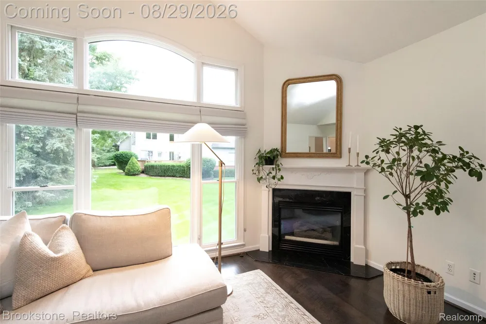6825 CRANVILLE Independence Charter Township, MI 48348