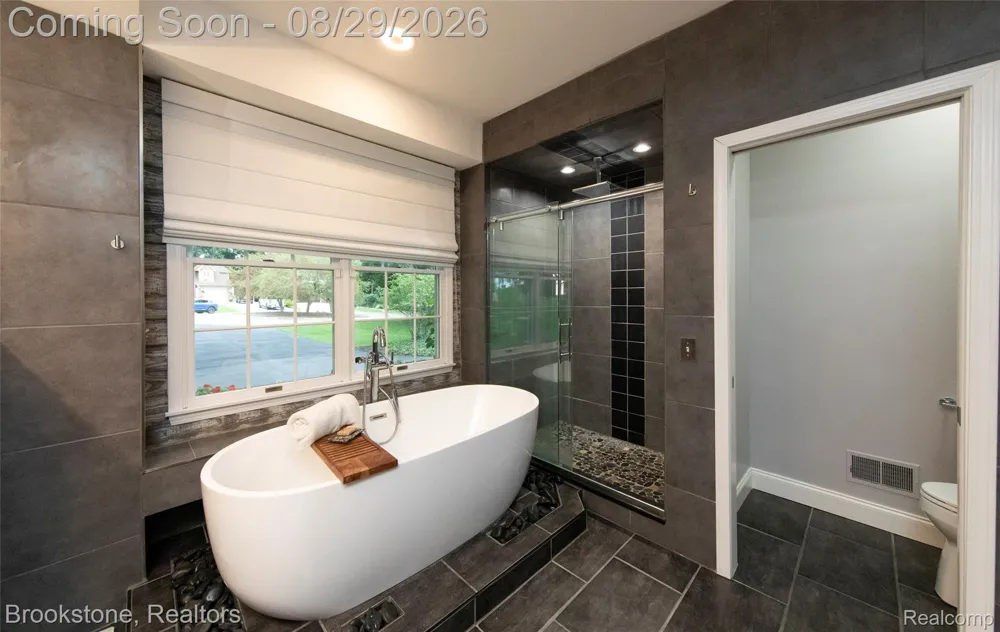 6825 CRANVILLE Independence Charter Township, MI 48348