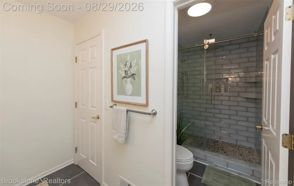 6825 CRANVILLE Independence Charter Township, MI 48348