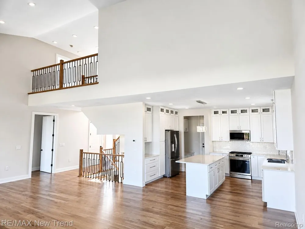 20250 Beacon Way Northville Township, MI 48167