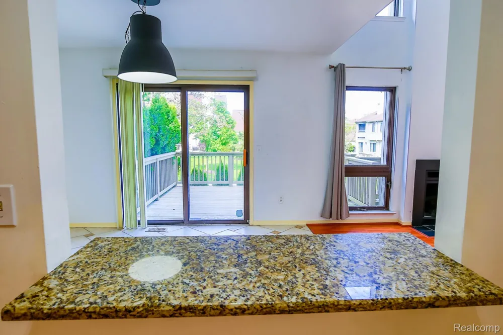 716 Eton Court Rochester City, MI 48307