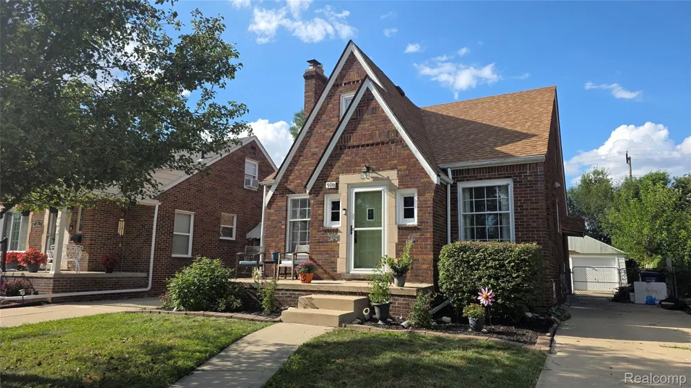 918 New York Avenue Lincoln Park City, MI 48146